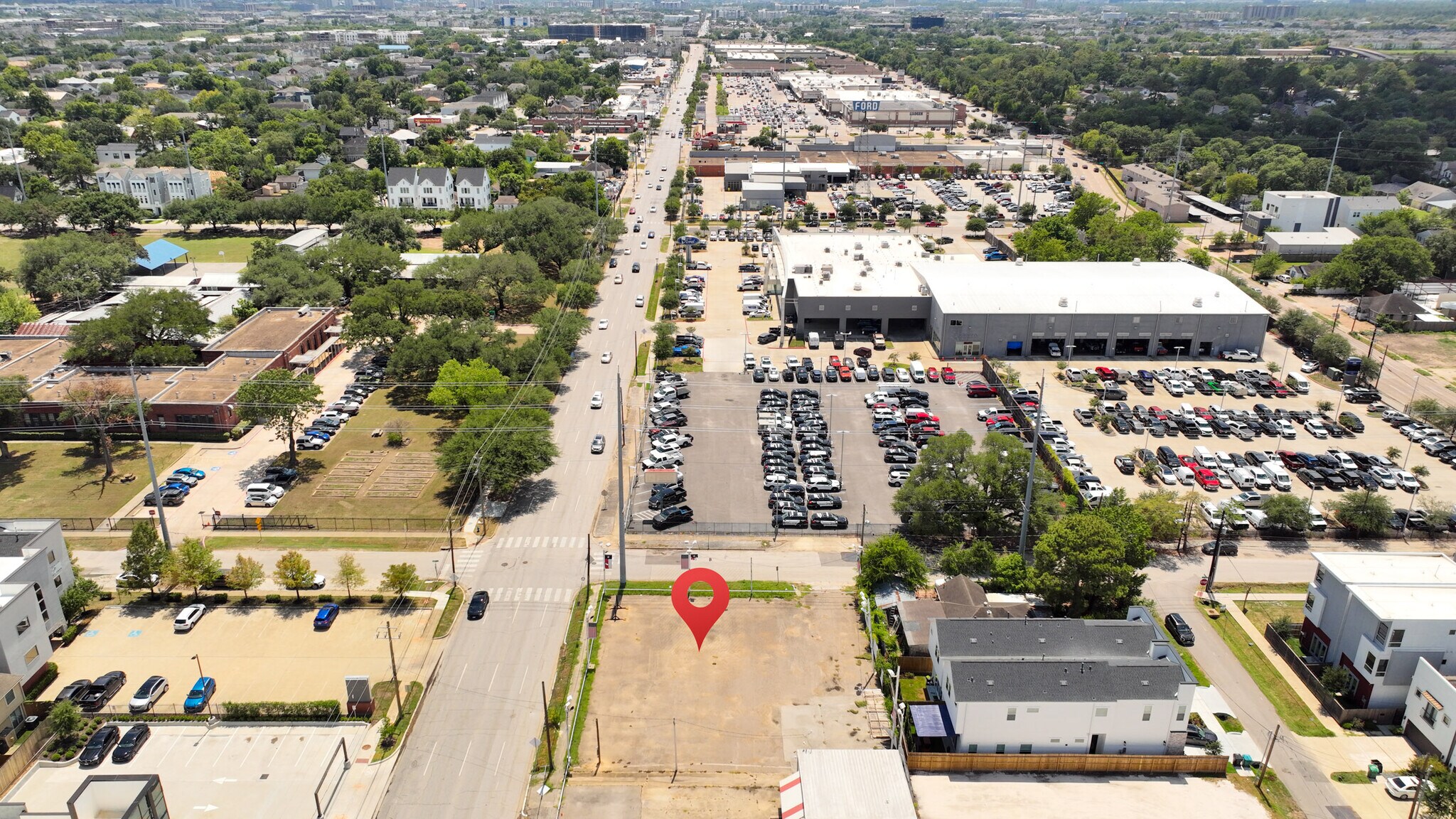 1301 N Shepherd Dr, Houston, TX for sale Building Photo- Image 1 of 1