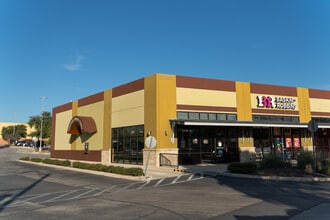 20821 Hwy 281, San Antonio, TX for lease Interior Photo- Image 1 of 30
