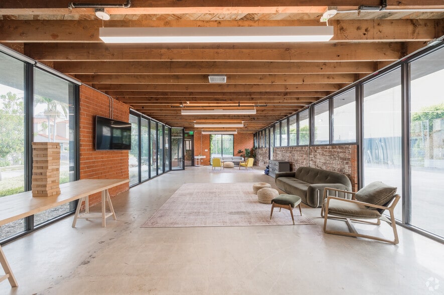 12820 Panama St, Los Angeles, CA for lease - Interior Photo - Image 3 of 20