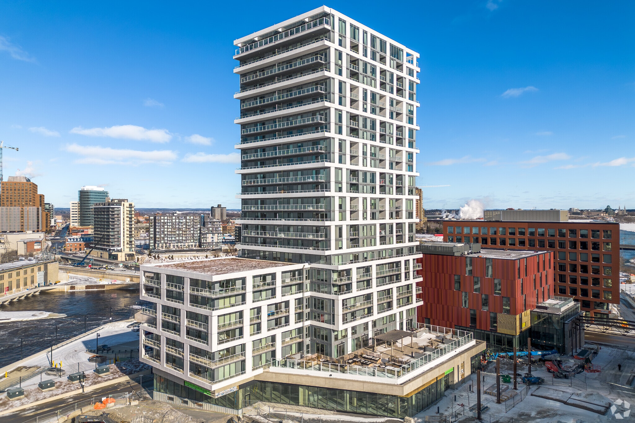 300 Miwate Pvt, Ottawa, ON for lease Building Photo- Image 1 of 3