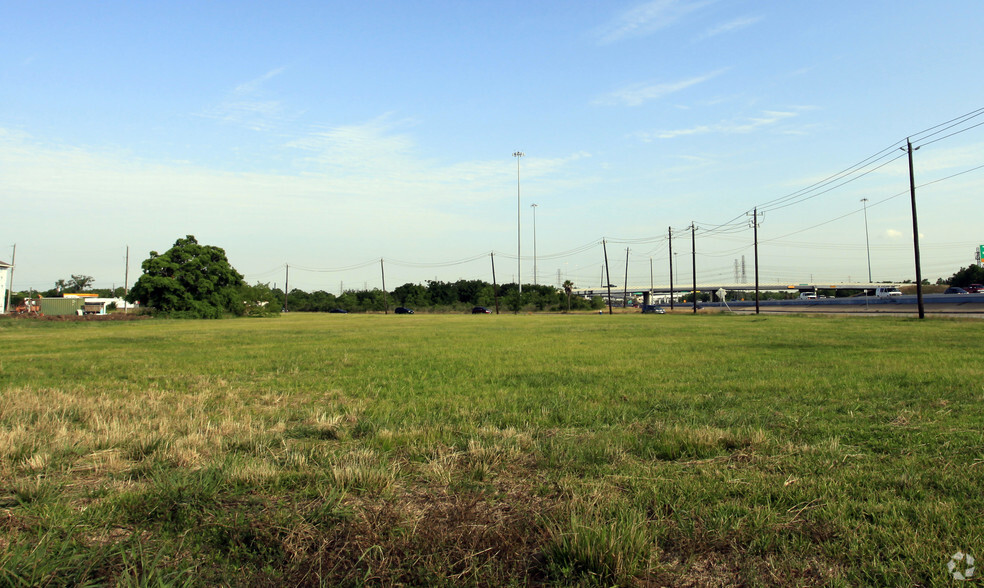 Scarsdale Blvd. & I-45 South, Houston, TX for sale - Primary Photo - Image 1 of 2