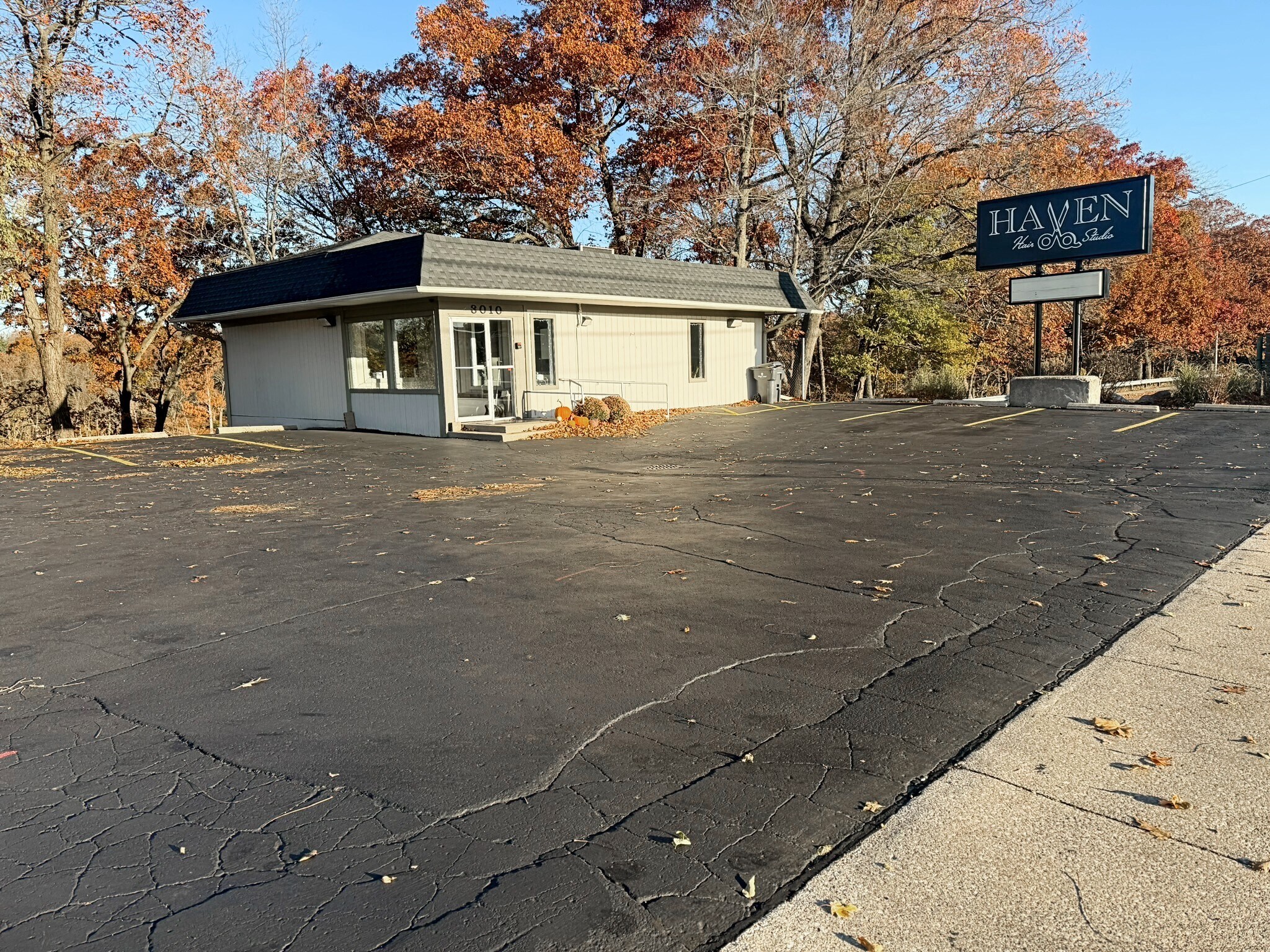 3010 Oakland Dr, Kalamazoo, MI for sale Building Photo- Image 1 of 11