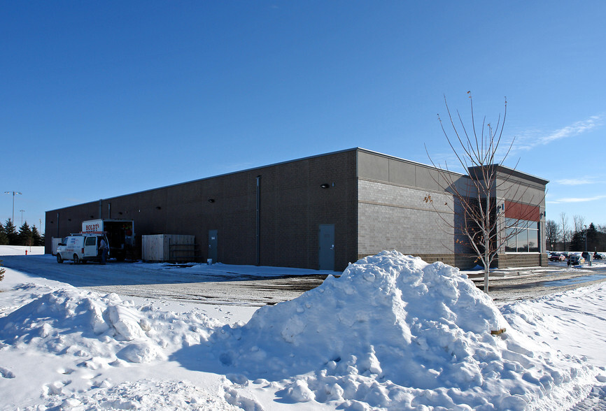 800 Carmichael Rd, Hudson, WI for lease - Building Photo - Image 3 of 4