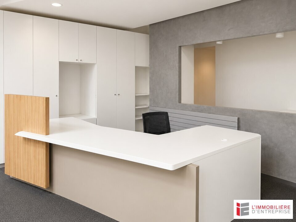 Office in Lannion for sale Building Photo- Image 1 of 12