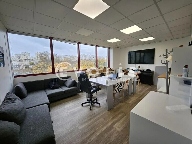 Office in Châtillon for sale - Interior Photo - Image 3 of 20