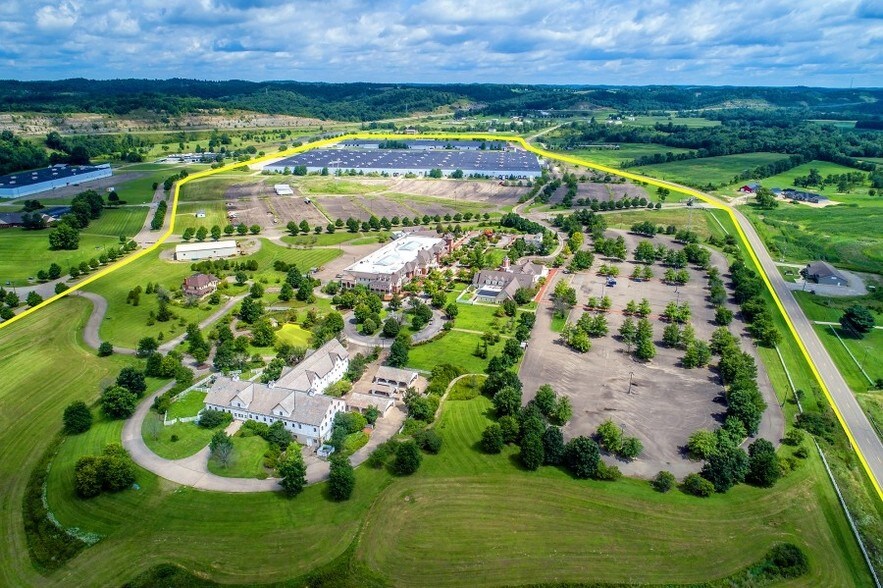 5685 Eco Pky, Frazeysburg, OH 43822 Building B