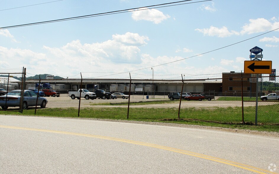 10 Independent Ave, Nitro, WV for lease - Primary Photo - Image 1 of 4