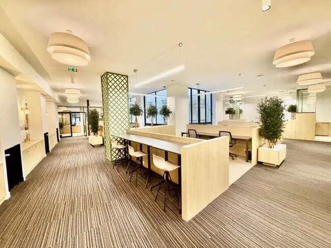 Vente Bureaux 925 m²