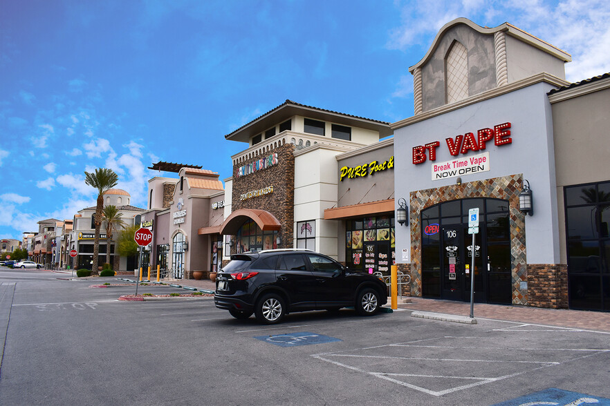 6910-6930 S Rainbow Blvd, Las Vegas, NV for lease - Building Photo - Image 2 of 8