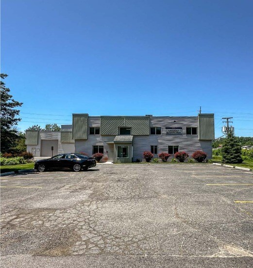 23333 Griswold Rd, South Lyon, MI for sale - Building Photo - Image 1 of 1