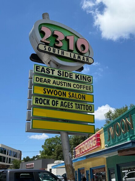 2310 S Lamar Blvd, Austin, TX for lease - Building Photo - Image 1 of 4