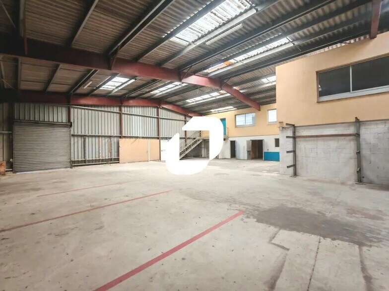 3 Rue Des Coteaux, Muizon for lease - Building Photo - Image 3 of 11