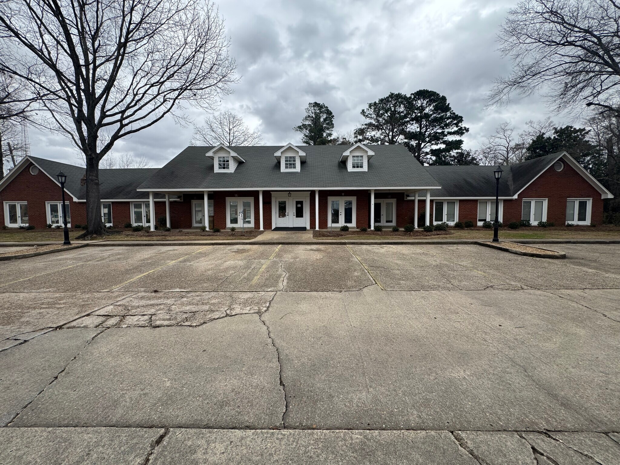 2816 Armand St, Monroe, LA for lease Building Photo- Image 1 of 24