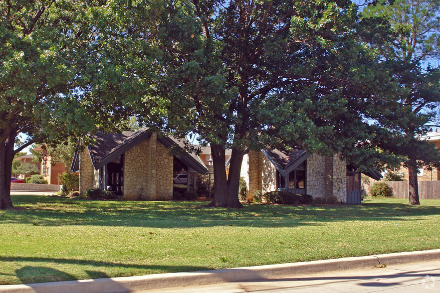 3501 NW 50th St, Oklahoma City, OK for lease - Building Photo - Image 1 of 10