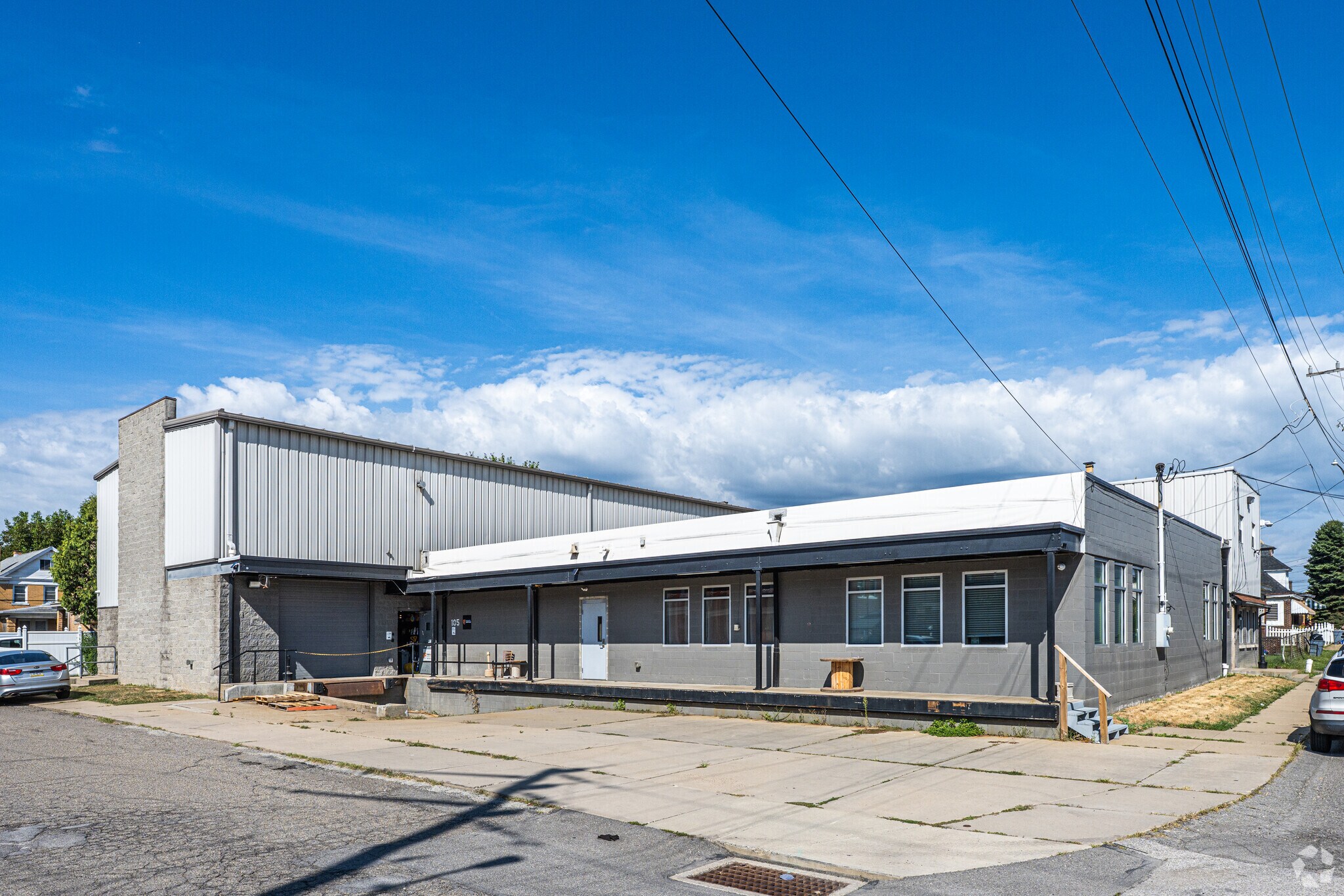 105 Olivia St, McKees Rocks, PA for sale Primary Photo- Image 1 of 1