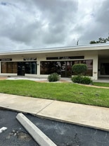La Playa Plaza - Convenience Store