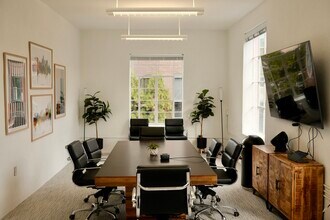 215 Church St, Decatur, GA for lease Interior Photo- Image 1 of 5