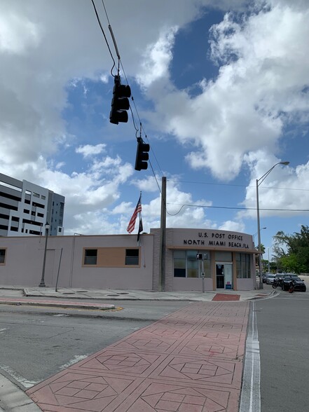 16400 W Dixie Hwy, North Miami Beach, FL for sale - Building Photo - Image 3 of 4