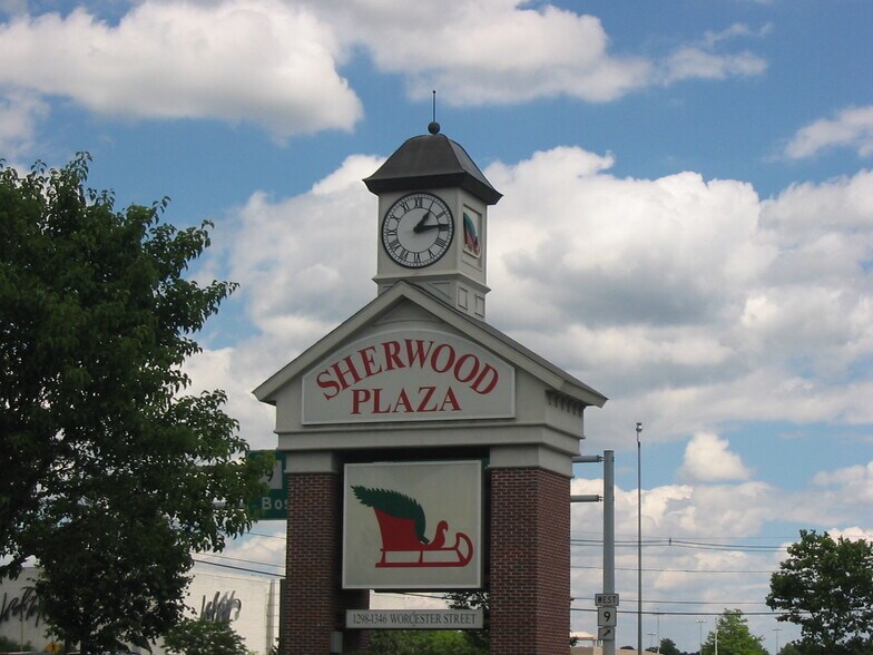 12741346 Worcester St, Natick, MA 01760 Sherwood Plaza