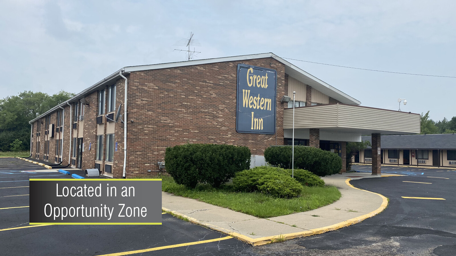 4380 Pierson Rd, Flint, MI 48504