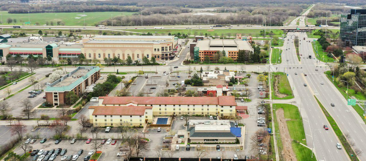 1730 E Higgins Rd, Schaumburg, IL 60173 Days Inn & Suites by Wyndham