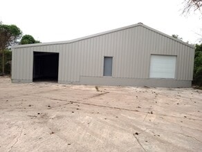 311 Stiles Ave, Savannah, GA for lease Building Photo- Image 1 of 2