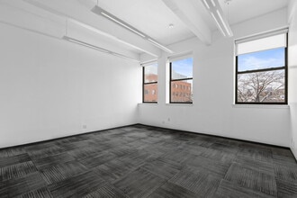 11-17 43rd Ave, Long Island City, NY for lease Interior Photo- Image 1 of 6