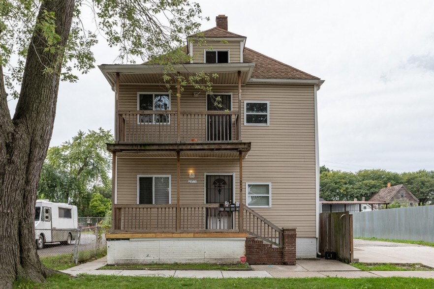 3413 Gilbert St, Detroit, MI 48210
