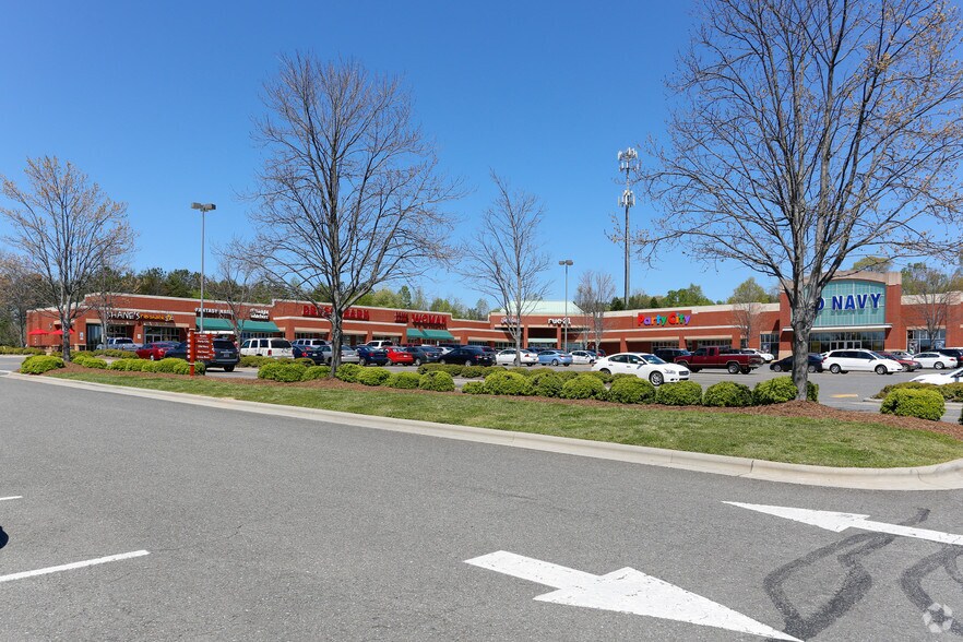 36483740 E Franklin Blvd, Gastonia, NC 28056 Franklin Square III