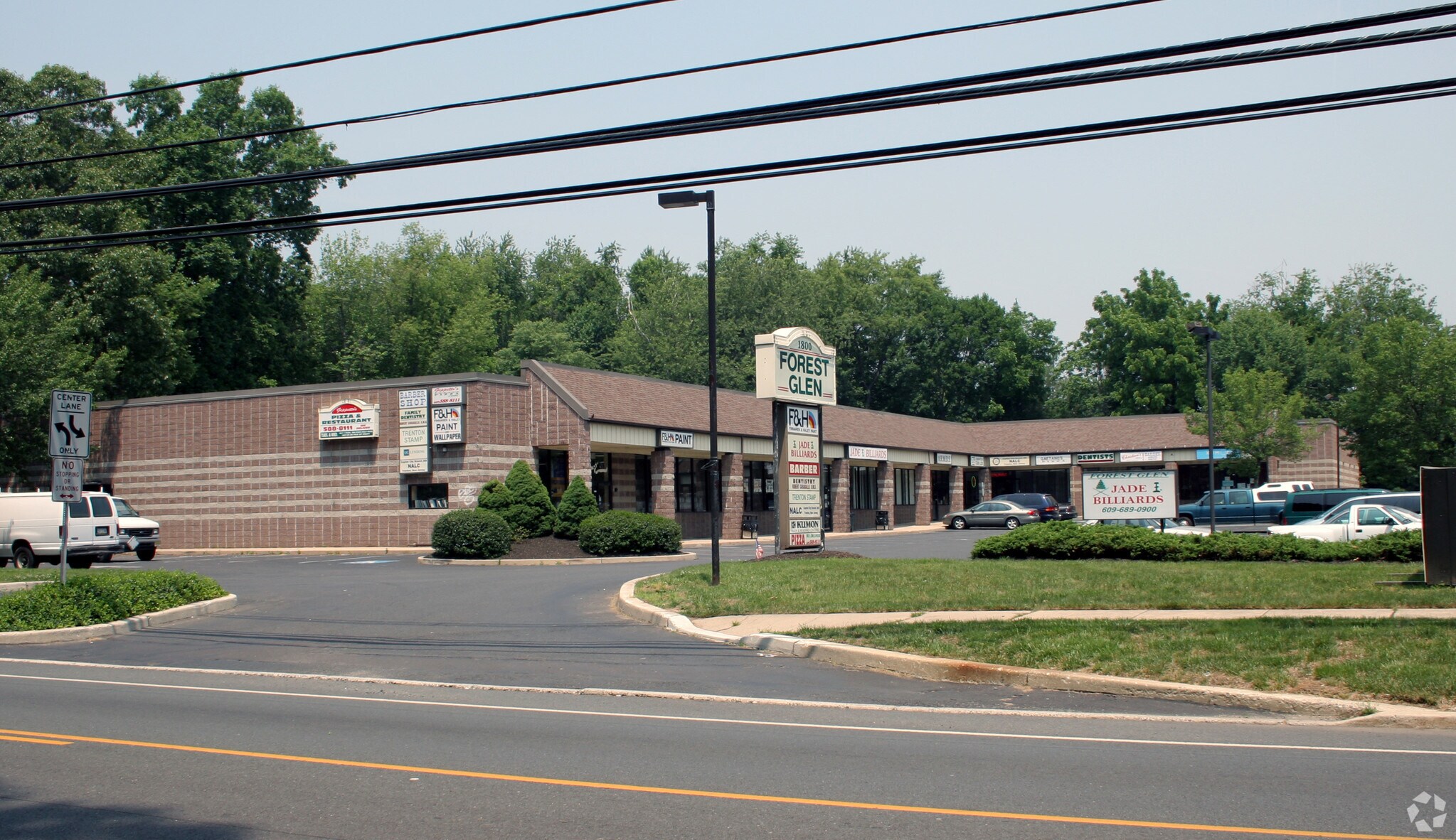 1800 Route 33, Hamilton, NJ 08690 Forest Glen Shopping Center