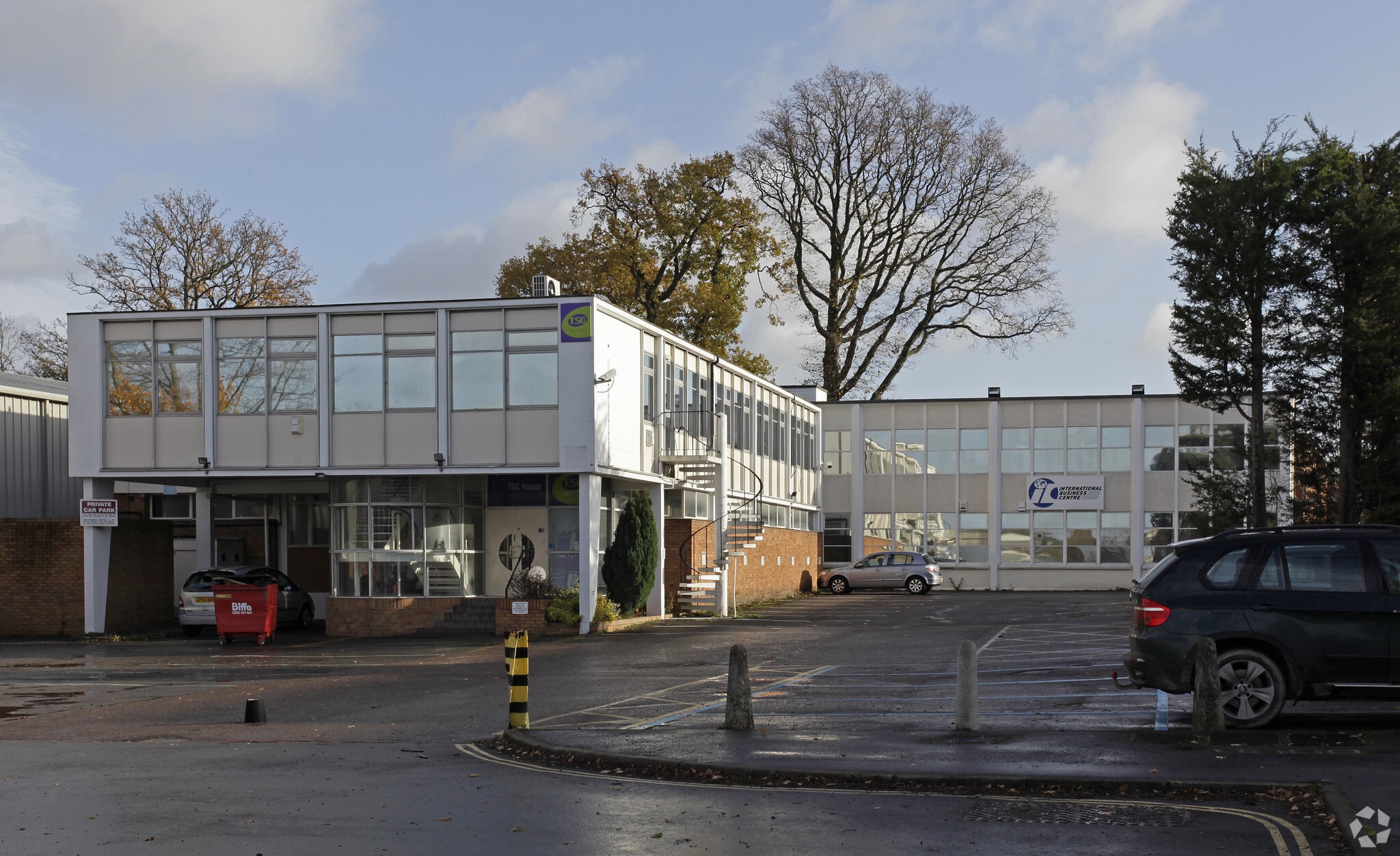 Spindle Way, Crawley for sale Building Photo- Image 1 of 4