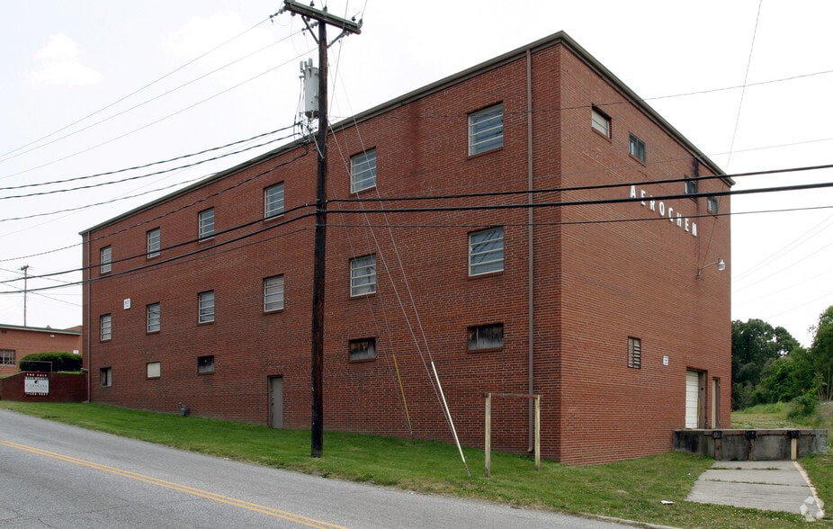 807 W Ward Ave, High Point, NC for sale - Building Photo - Image 3 of 5