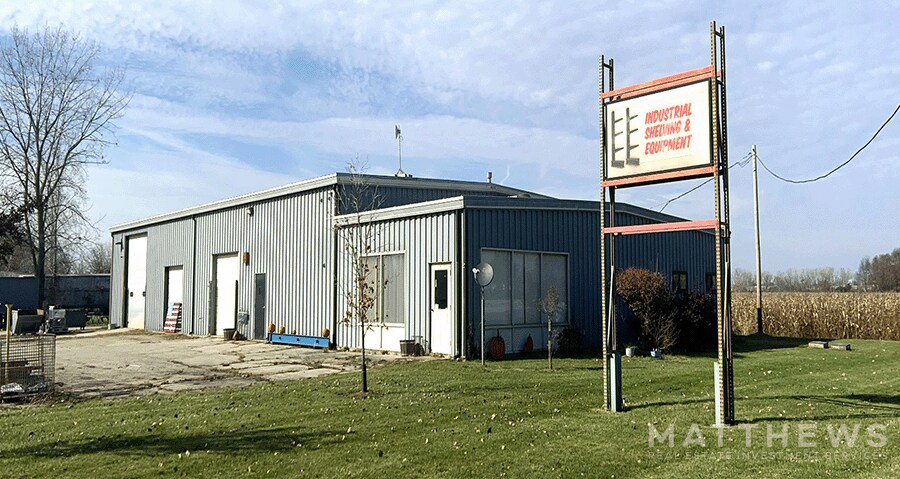 55 Issert Dr, Kankakee, IL for sale - Building Photo - Image 1 of 1