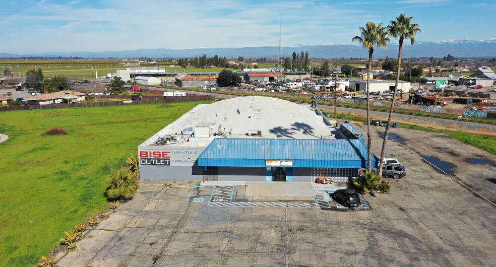 1368 Church Ave, Sanger, CA for sale - Building Photo - Image 1 of 5