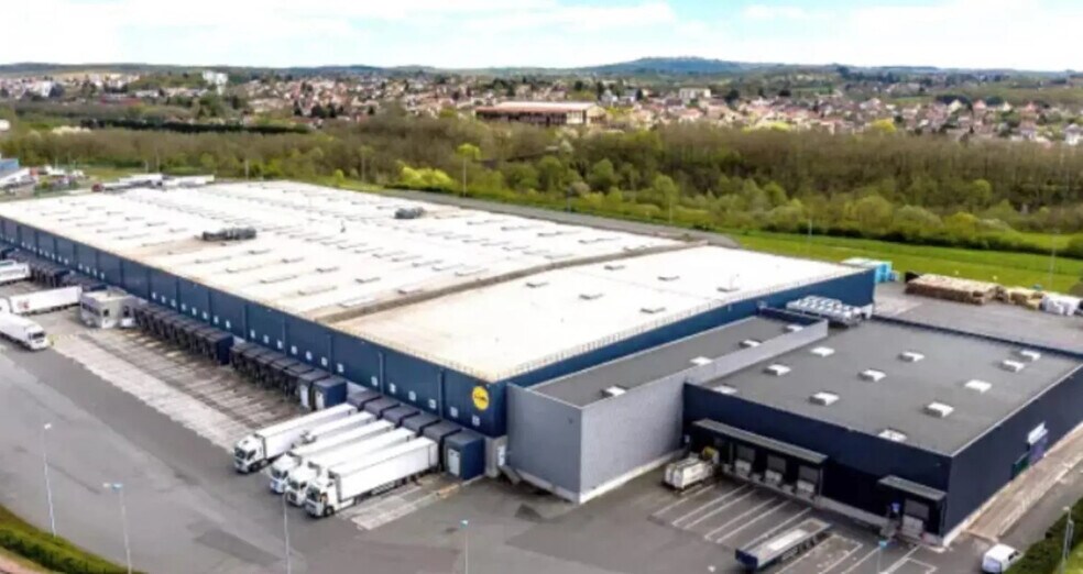 Office in Montceau-les-Mines for lease - Aerial - Image 1 of 2