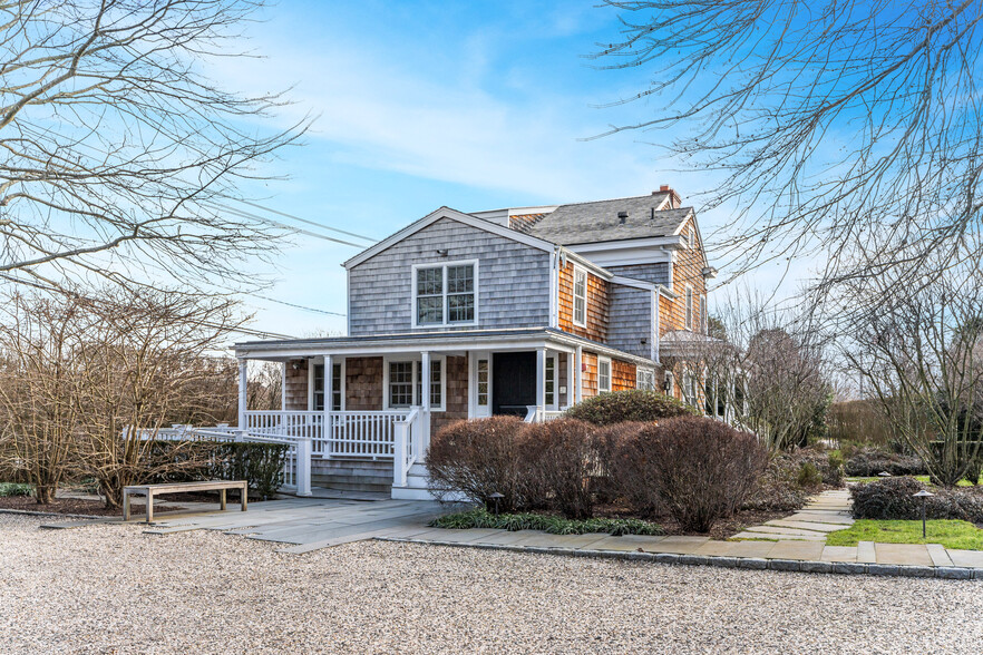 39 Lumber Ln, Bridgehampton, NY for sale - Building Photo - Image 1 of 1