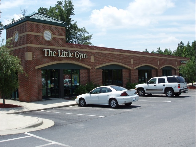 5001-5009 Village Park Dr, Knightdale, NC for lease - Building Photo - Image 3 of 5