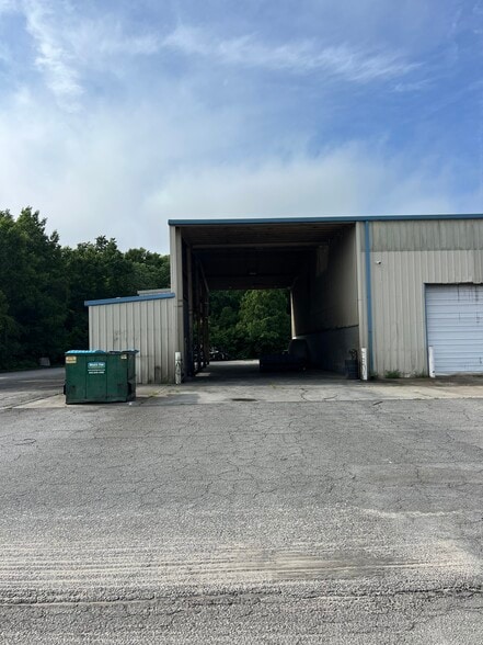 456 Bourne Ave, Garden City, GA for lease - Building Photo - Image 3 of 5