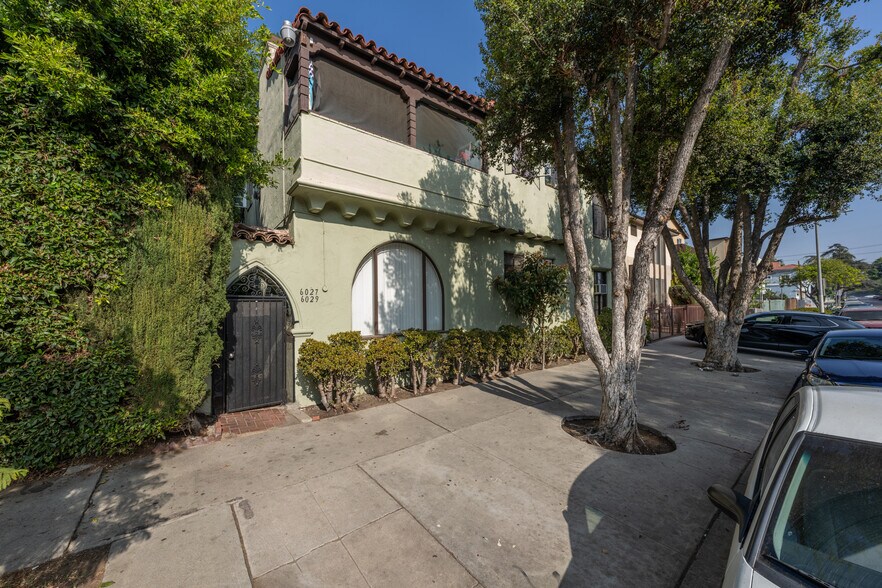 60276029 Barton Ave, Los Angeles, CA 90038