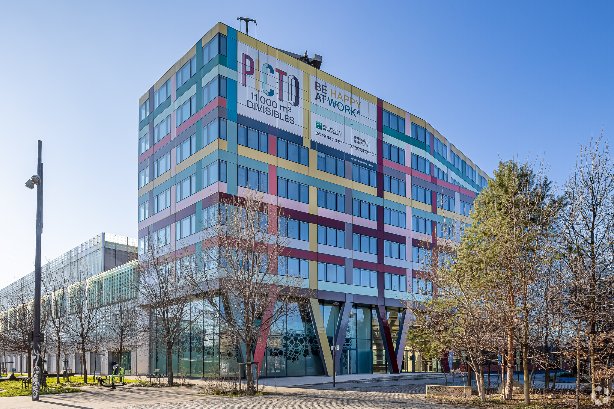 126 Boulevard Macdonald, Paris for lease Primary Photo- Image 1 of 21
