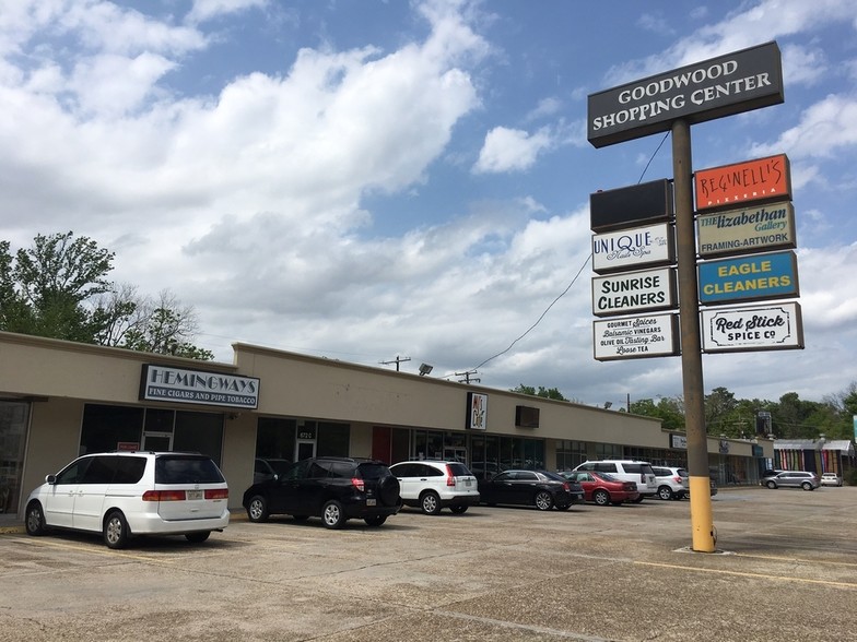 500-699 Jefferson Hwy, Baton Rouge, LA for sale - Building Photo - Image 1 of 1