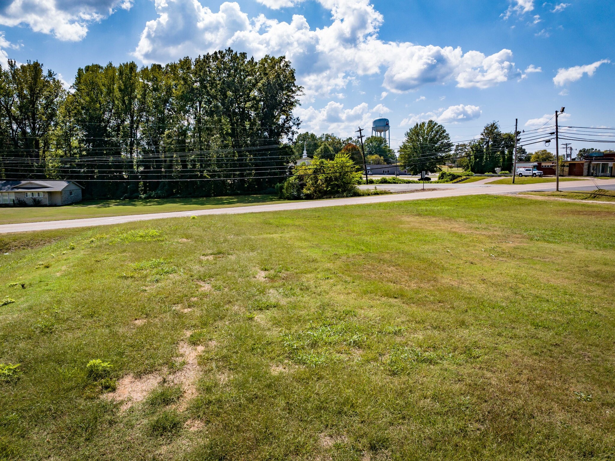 297 E Main St, Parsons, TN 38363 297 E Main Street Parsons, TN