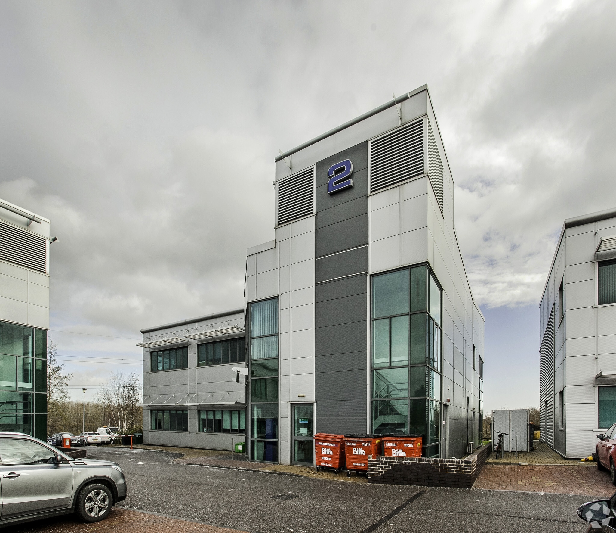 2 Europa Ct, Sheffield for sale Primary Photo- Image 1 of 1