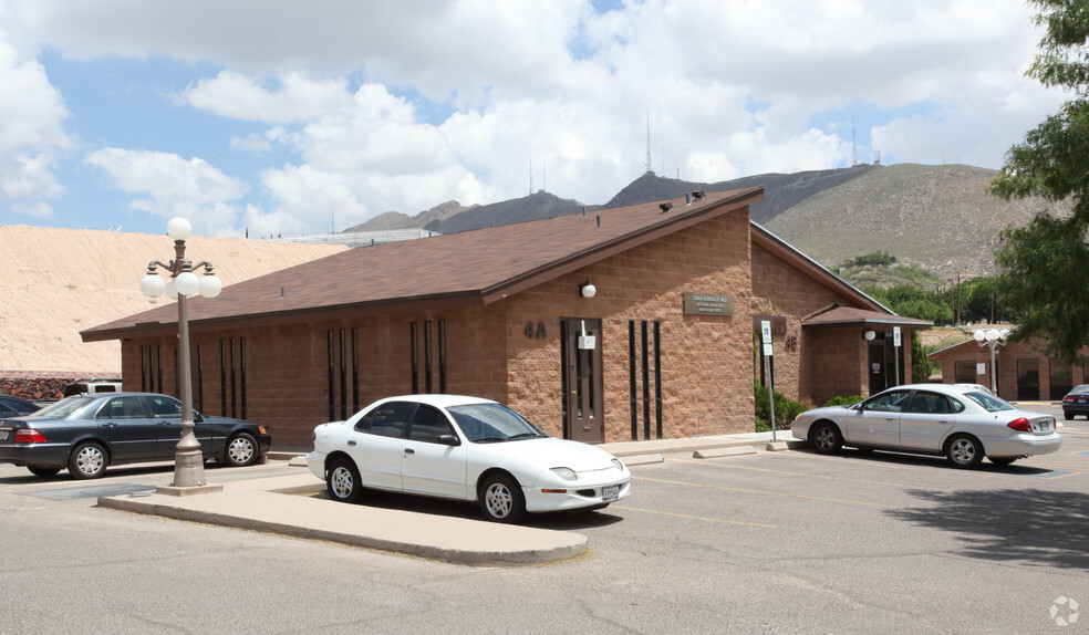 1201 E Schuster Ave, El Paso, TX for sale - Primary Photo - Image 1 of 1