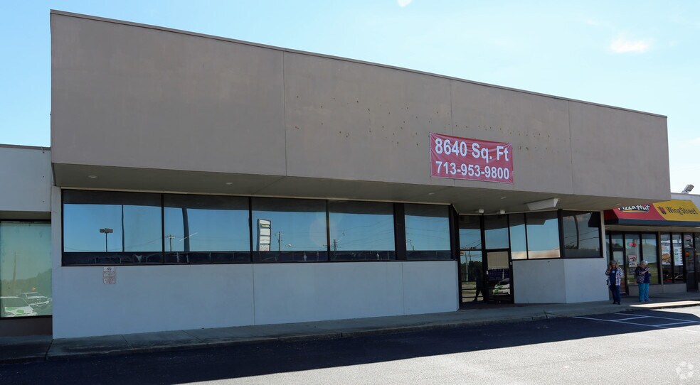 660-734 W Brazos Ave, West Columbia, TX for lease - Primary Photo - Image 3 of 3