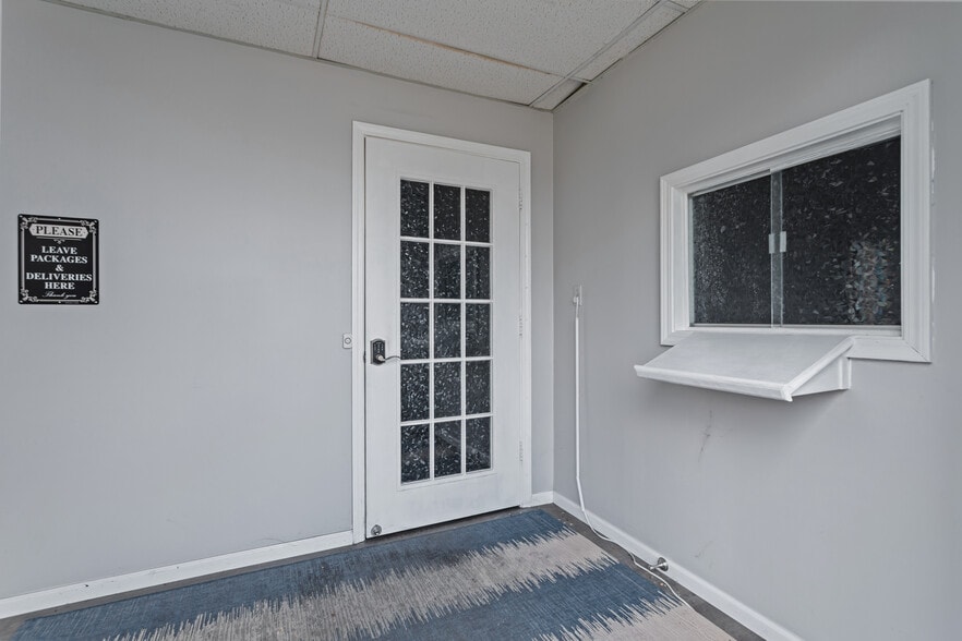 2317 Washington St, Kokomo, IN for sale - Building Photo - Image 3 of 30