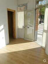 Retail in Manzanares el Real, Madrid for lease Interior Photo- Image 2 of 20