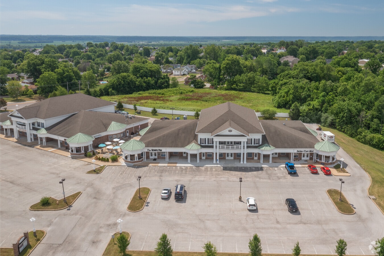 6320 Telegraph Rd, Oakville, MO 63129