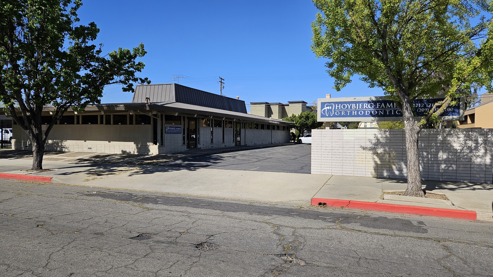 1212-1214 12th St, Modesto, CA for sale Building Photo- Image 1 of 16