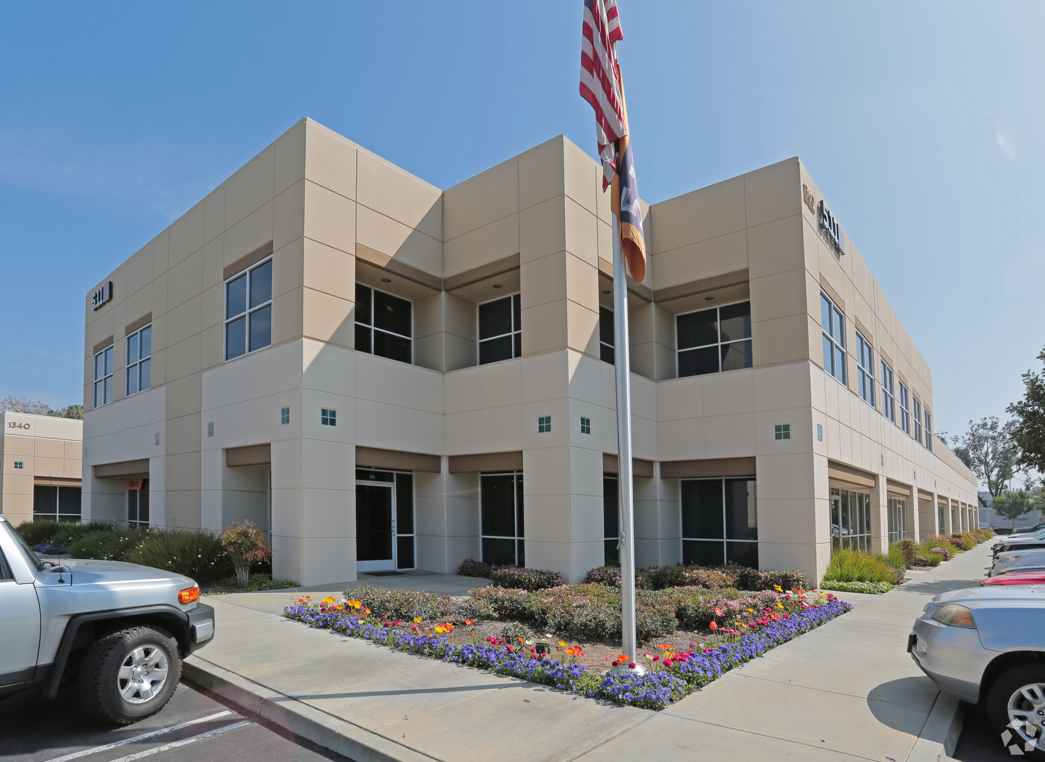 1350 Reynolds Ave, Irvine, CA 92614 - Reynolds Business Park | LoopNet